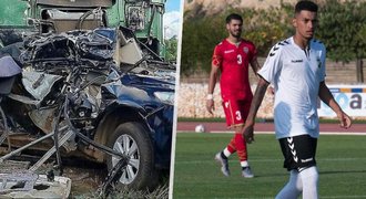 Fotbalový svět smutní: Hrůzná smrt hráče (†27) na dálnici