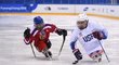 Čeští sledge hokejisté podlehli ve svém druhém utkání na paralympijských hrách 0:10 favorizovaným Spojeným státům americkým a o premiérovou medaili si v Pchjongčchangu nezahrají.