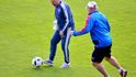 Fyzioterapeut Pavel Kolář se zapojil i do fotbalového tréninku