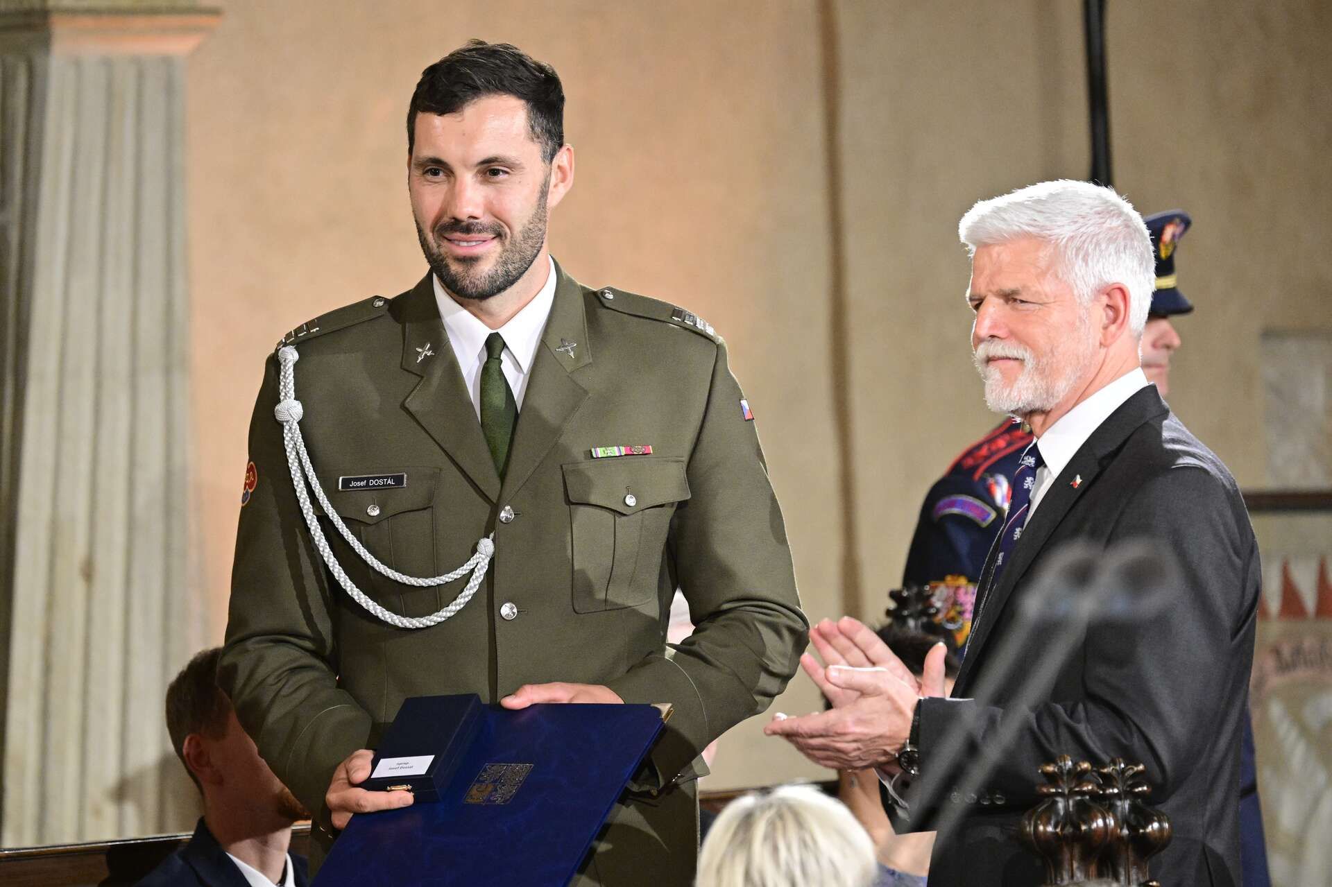 Josef Dostál převzal medaili Za zásluhy Josef Dostál převzal medaili Za zásluhy