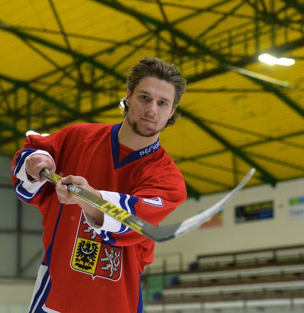 Pavel Zacha se na MS v reprezentačním dresu neobjeví Pavel Zacha se na MS v reprezentačním dresu neobjeví