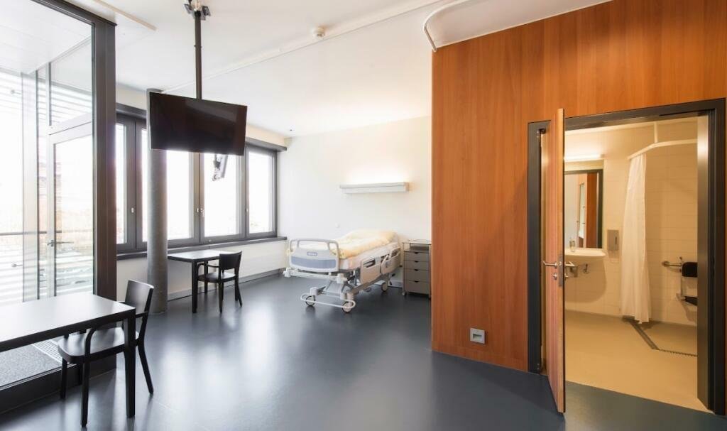 Pohled na interiér švýcarské kliniky