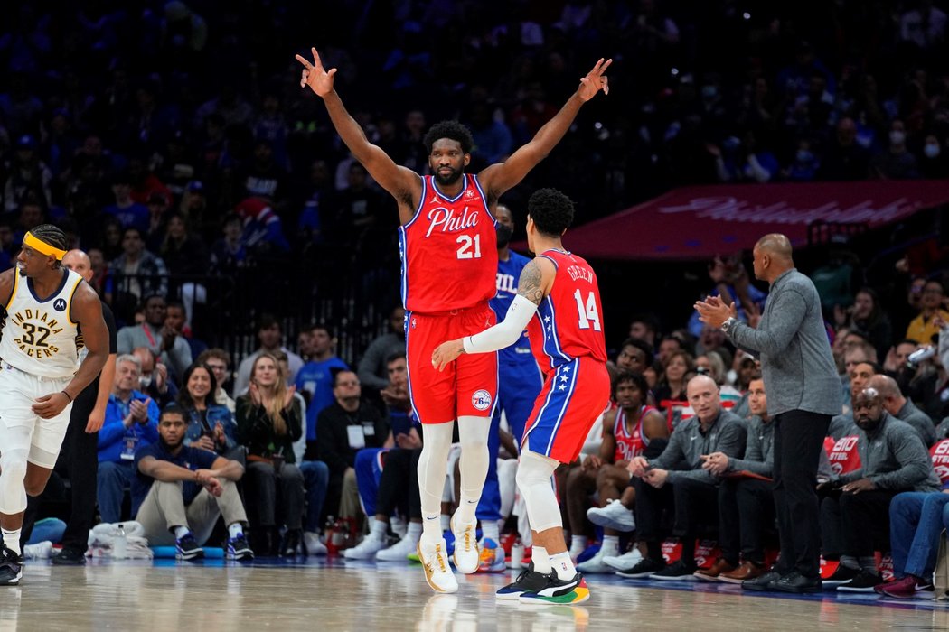 Basketbalista Philadelphie Joel Embiid je nejlepším střelcem NBA