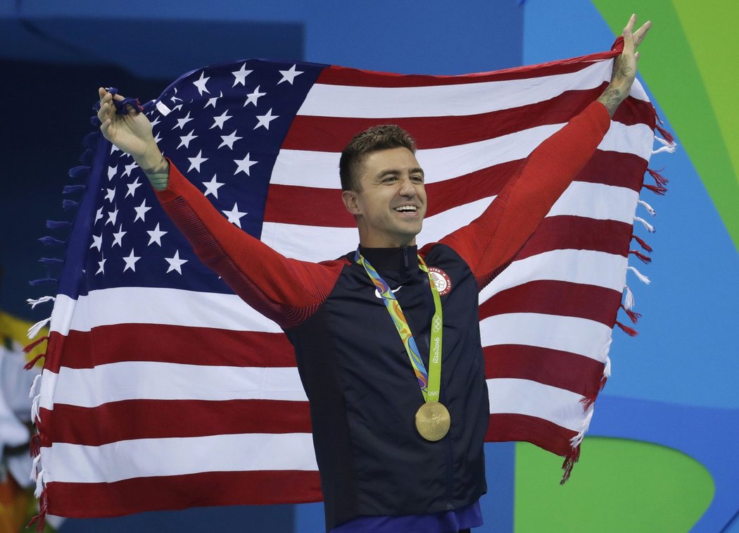 Vítězem kraulařské padesátky se stal pětatřicetiletý Američan Anthony Ervin