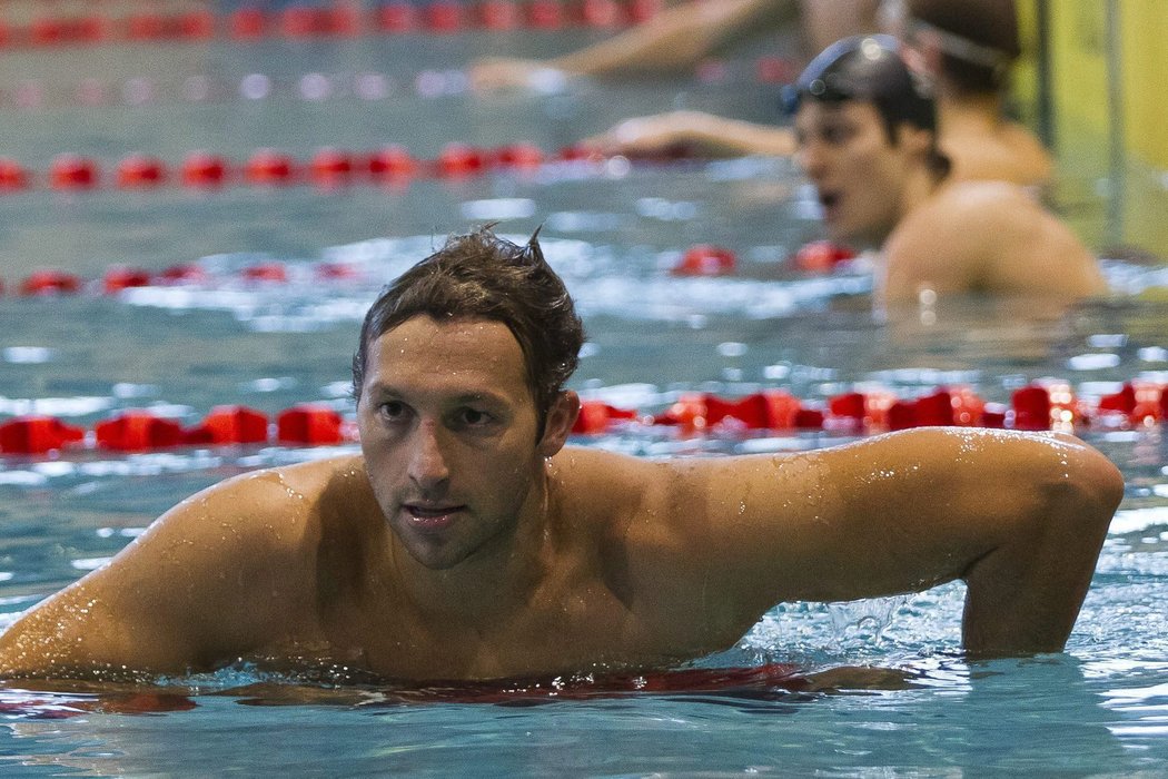 Ian Thorpe opouští bazén po čtyřstovce volně v Curychu