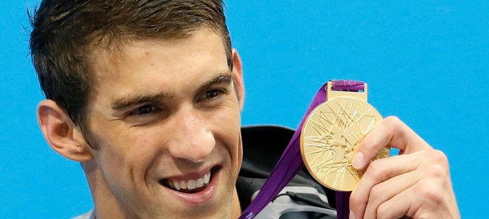 Tak to je číslo 19, ukazuje Phelps.