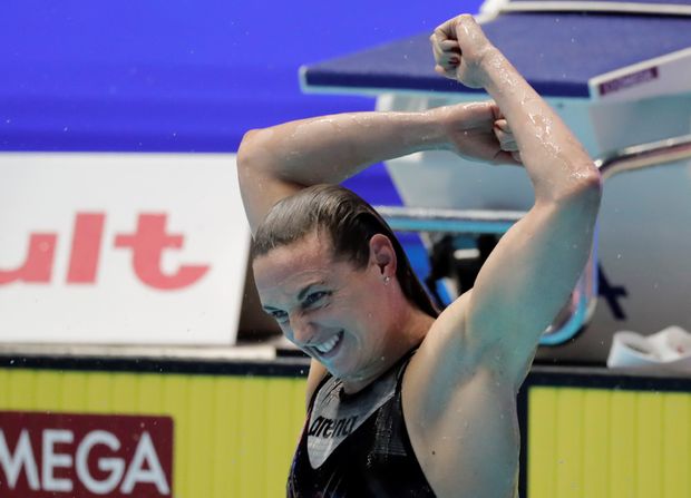 Katinka Hosszúová se raduje z vítězství na MS Katinka Hosszúová se raduje z vítězství na MS
