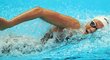 Seemanová letí: Skočí do vody, vytáhne rekord, na 200 kraul poplave o finále