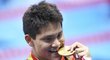 Jednadvacetiletý bronzový medailista z loňského mistrovství světa v Kazani se postaral o první olympijské prvenství pro svou zemi v historii.