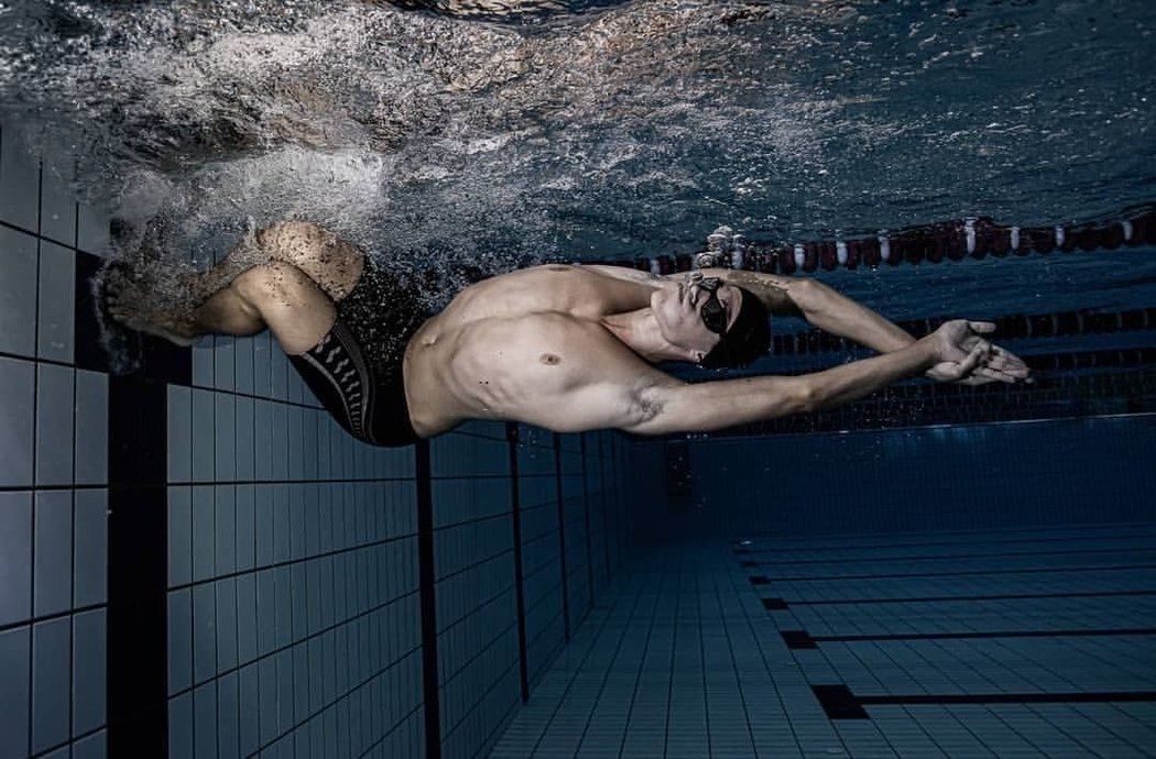 Nadějný italský plavec Fabio Lombini zemřel po havárii letadla