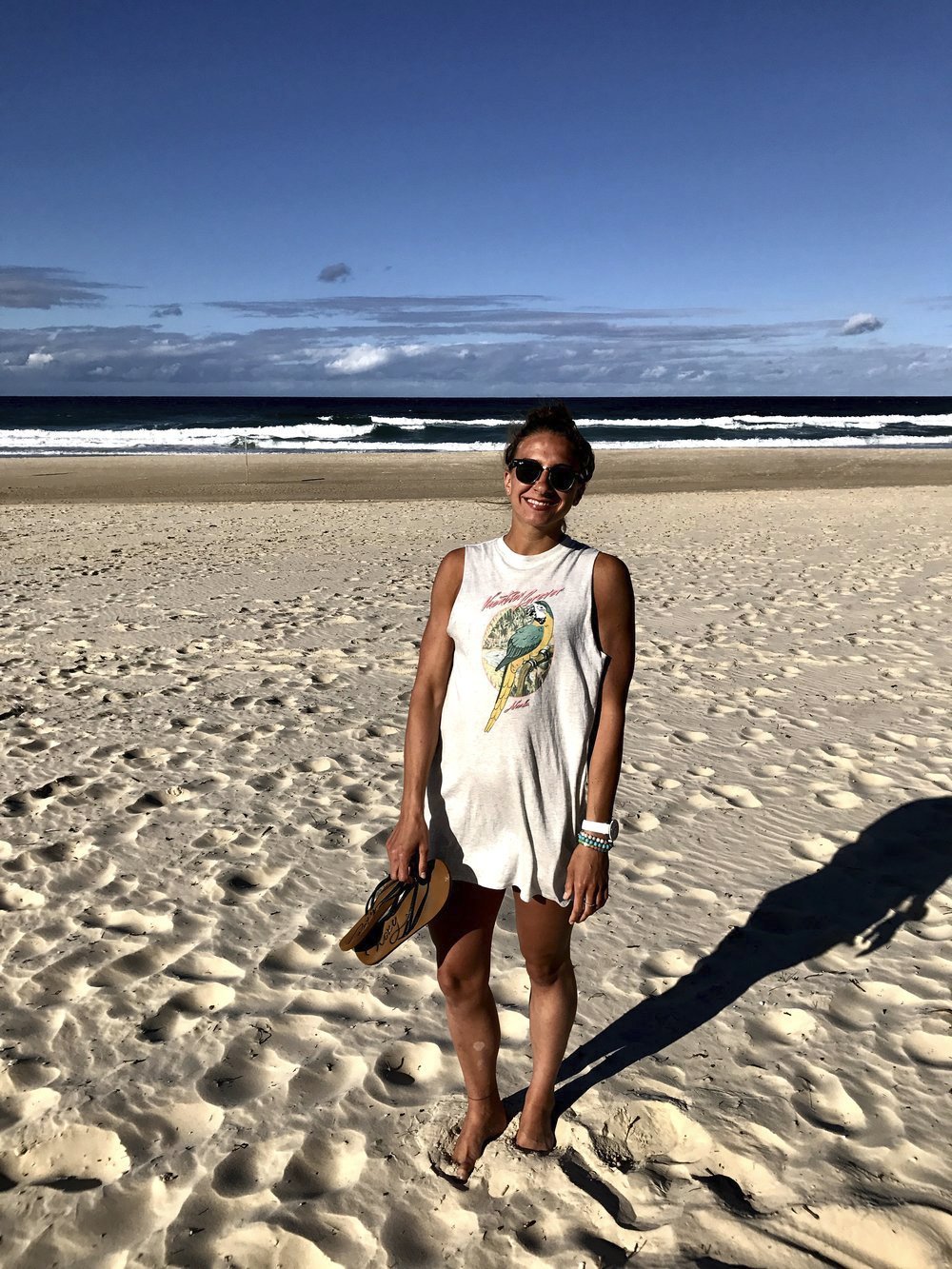 Barbora Závadová žije na tříměsíčním pobytu v Austrálii nejen tréninkem, ale s užívá si i místních pláží.