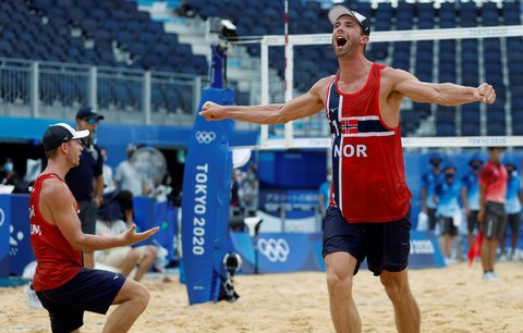 Anders Mol a Christian Sörum vyhráli jako první Norové olympijský turnaj v beachvolejbalu