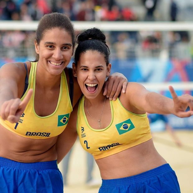 Brazilské plážové volejbalistky Ana Patrícia a Duda Brazilské plážové volejbalistky Ana Patrícia a Duda
