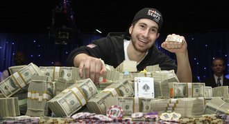 Nový pokerový král Duhamel vyhrál 161 milionů