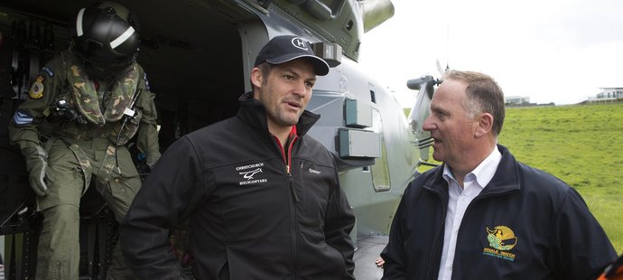 Bývalý kapitán All Blacks zachraňuje životy jako pilot