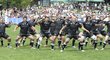 New Zealand Ambassadors a jejich haka před zápasem proti české reprezentaci