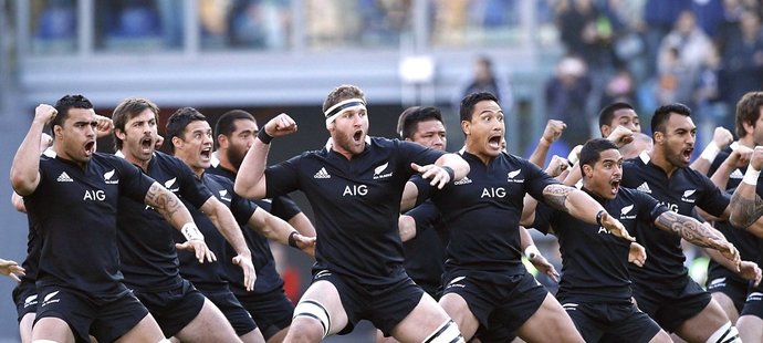 Novozélandští ragbisté mohou být prvním týmem, který obhájí titul.