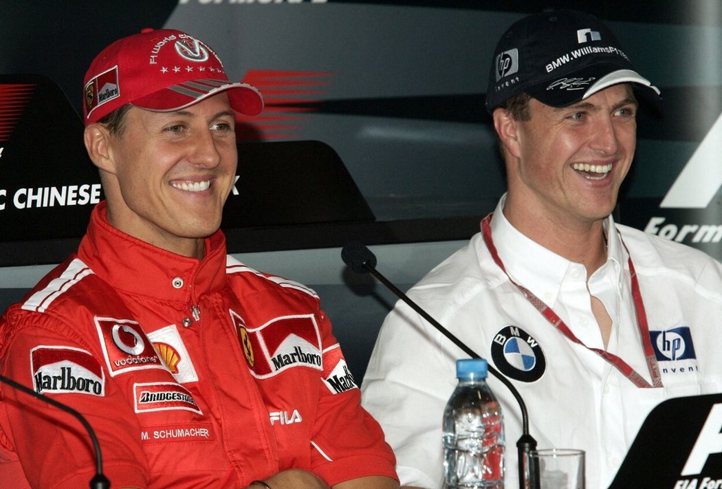 Bývalý pilot F1 Ralf Schumacher promluvil o svém slavnějším bratrovi Michaelovi