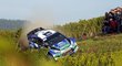 Ford Fiesta WRC si proklestil cestu vinicemi
