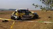 Zničené auto českého závodníka rallye Václava Kopáčka, které vjelo mezi diváky. Při nehodě zemřel jeden fanoušek