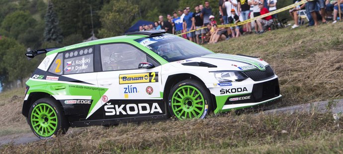 Tovární jezdec Škody Jan Kopecký vyhrál pošesté v kariéře a potřetí za sebou Barum rallye Zlín. Druhý skončil Rus Alexej Lukjaňuk, třetí Roman Kresta.