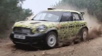 Mr. Bean se vrací do rallyového šampionátu