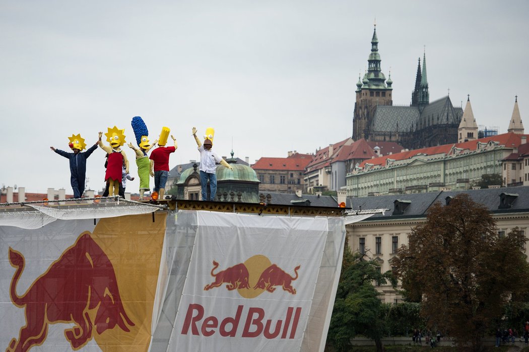 Red Bull Letecký Den nabídl přehlídku roztodivných létajících strojů