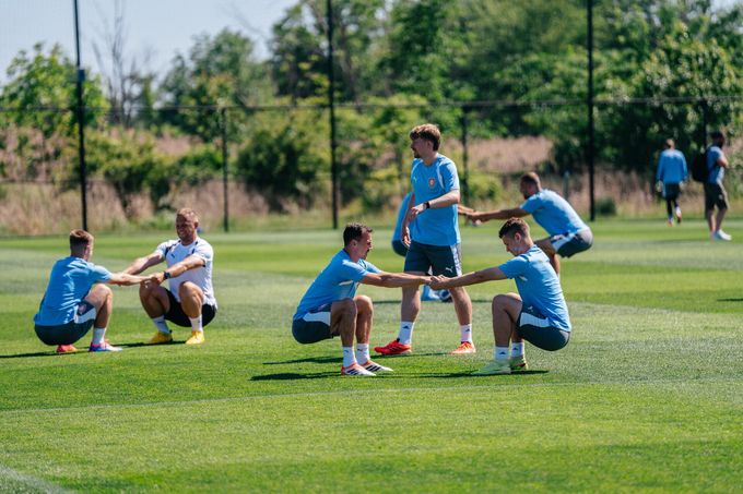 MS ve fotbale ONLINE: Druhý český trénink v Americe. Reprezentace zveřejnila čísla dresů MS ve fotbale ONLINE: Druhý český trénink v Americe. Reprezentace zveřejnila čísla dresů