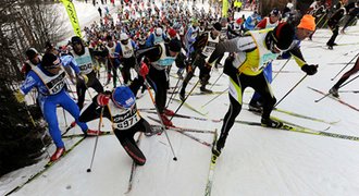 VIDEO: Řezáč dojel třetí ve Vasově běhu. Rozhodla špička lyže!