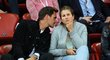 Legendární tenista Roger Federer si chce u luxusního domu postavit molo. Na snímku s manželkou Mirkou