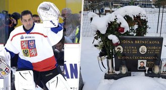 Poslední odpočinek hokejového šampiona Čechmánka (†52): Hlídá ho andílek