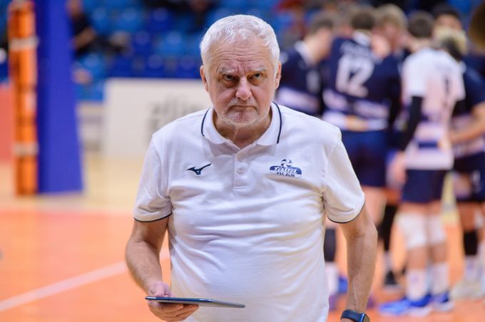 Táta Macek: Roman bude hrát do čtyřiceti. Šéfovi Zlína připomíná Kvašňáka Táta Macek: Roman bude hrát do čtyřiceti. Šéfovi Zlína připomíná Kvašňáka