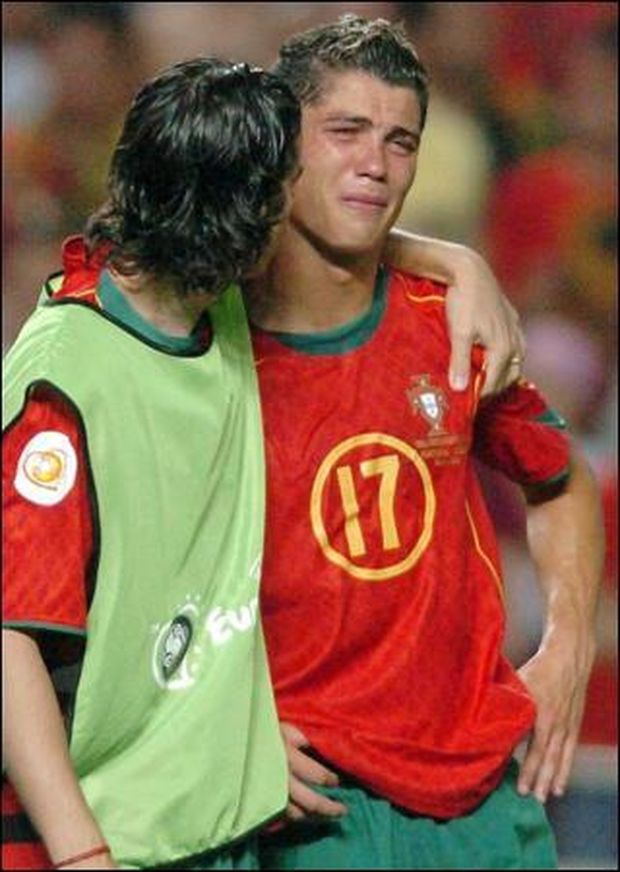 Plačící Cristiano Ronaldo Plačící Cristiano Ronaldo