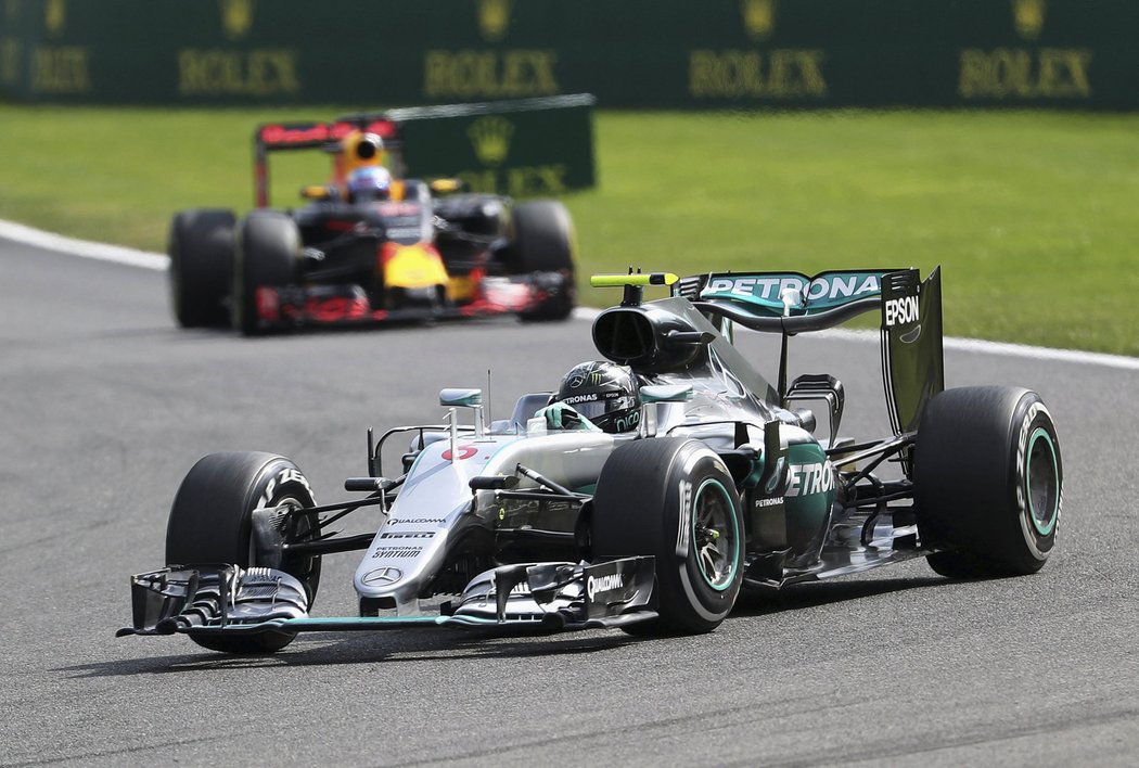 Nico Rosberg si jede pro vítězství ve Velké ceně Belgie