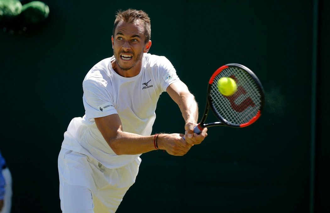 Lukáš Rosol během utkání na  Wimbledonu