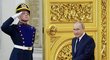 Ruský prezident Vladimir Putin přichází na setkání s ruskými olympioniky a paralympioniky v Kremlu