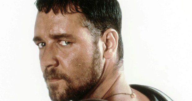 Australský herec Russell Crowe zazářil v oscarovém snímku Gladiátor.