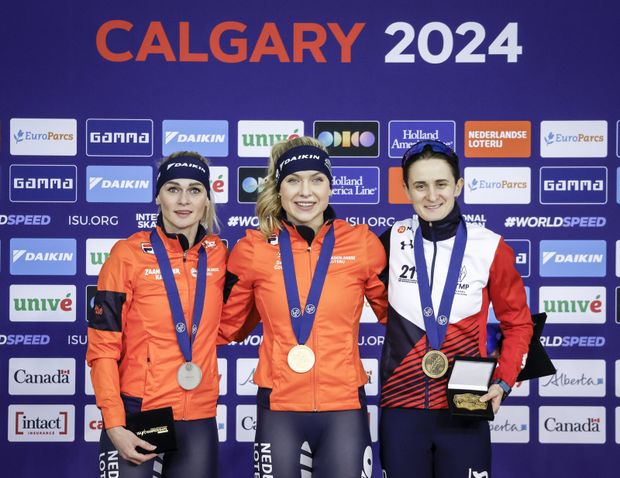 Martina Sáblíková vybojovala bronz na pětikilometrové trati Martina Sáblíková vybojovala bronz na pětikilometrové trati