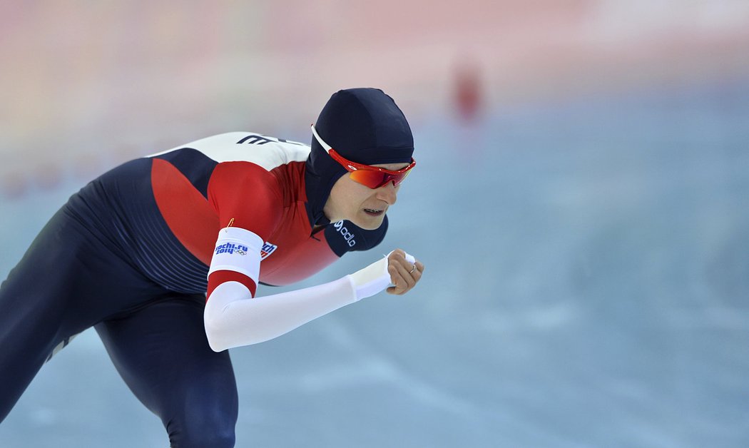 Martina Sáblíková si takhle v Soči dojela pro svou první medaili, když v závodě na 3000 metrů obsadila stříbrnou příčku