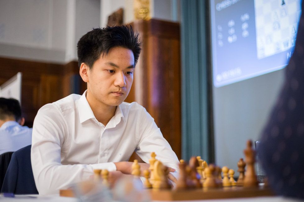 V osmnácti letech je Thai Dai Van Nguyen šachovým velmistrem