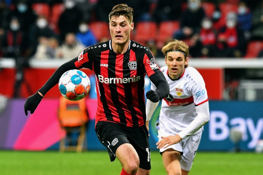 Patrik Schick bude Leverkusenu nejméně tři týdny chybět