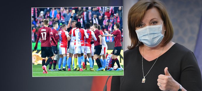 Ministryně financí Alena Schillerová zpochybnila, že by měli fotbalisté žádat o náhradu mzdy