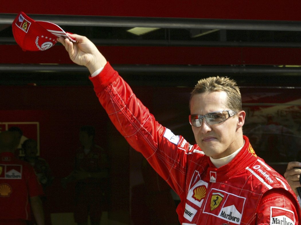 Lékaři začali Schumachera probouzet z umělého spánku