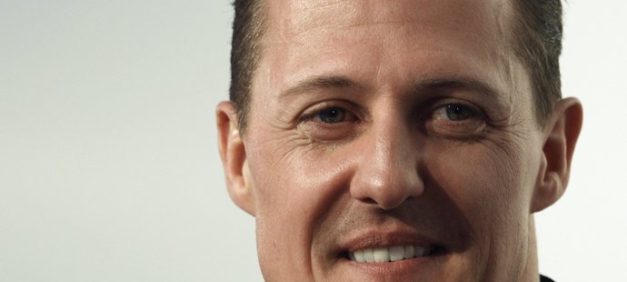 DOBRÁ ZPRÁVA. Schumacherův stav se po další operaci mírně zlepšil