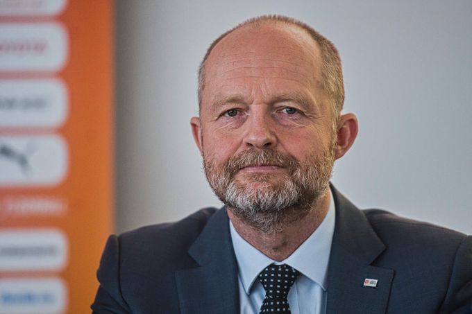 Nová vláda odvolala předsedu NSA Šebka. Udělal si z toho cestovní kancelář, řekl Babiš Nová vláda odvolala předsedu NSA Šebka. Udělal si z toho cestovní kancelář, řekl Babiš