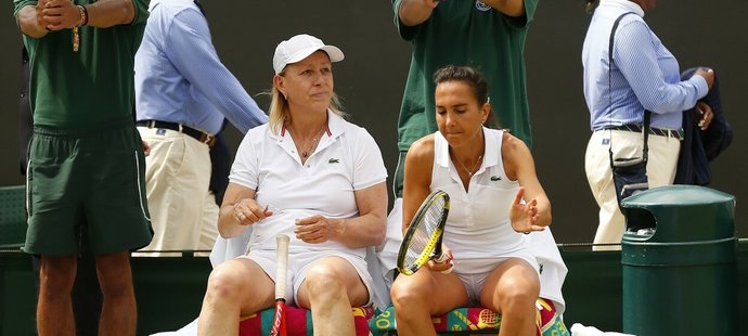 Bývalá tenistka Selima Sfarová (vpravo) prozradila, že ji její kouč několik let znásilňoval. Na fotce s Martinou Navrátilovou