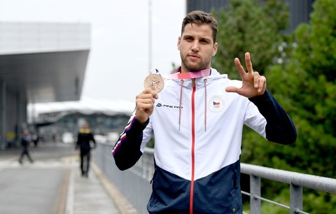 Alexander Choupenitch vybojoval první olympijskou medaili pro český šerm po 113 letech