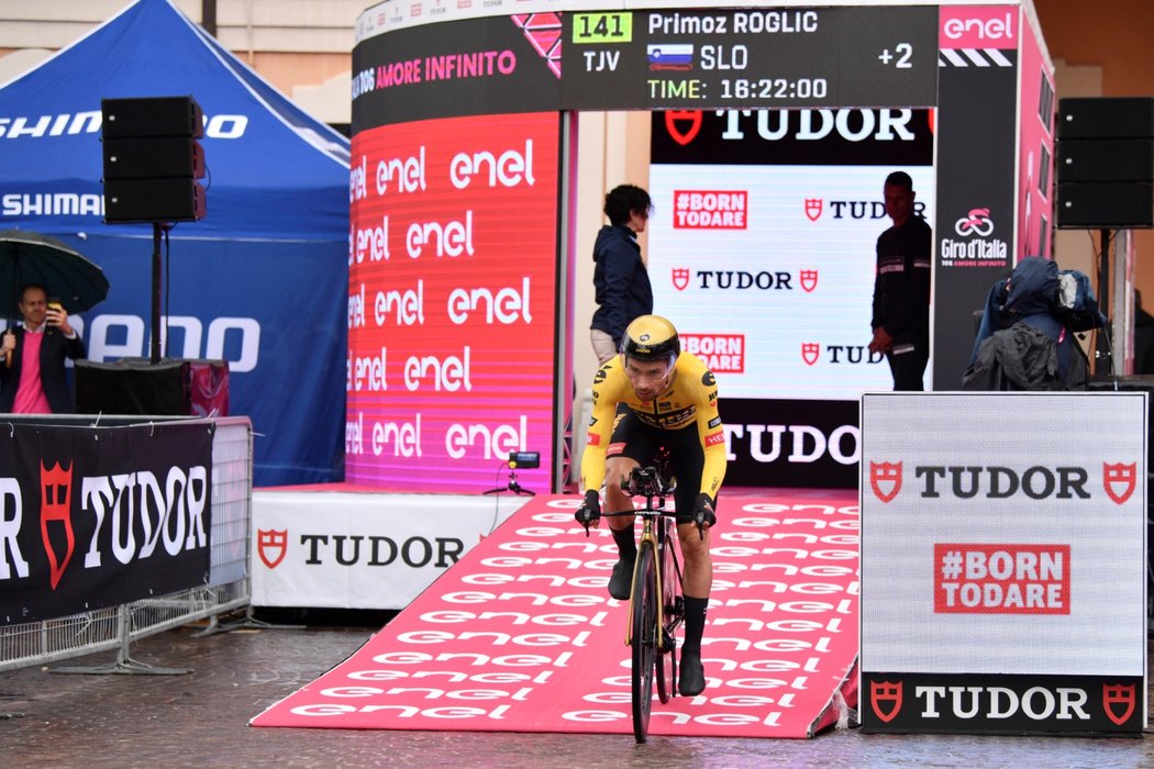 Primož Roglič během Giro di Italia 2023