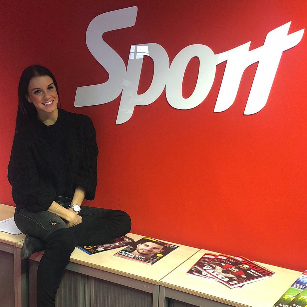 Reportérka iSport TV Simona Kubišová.