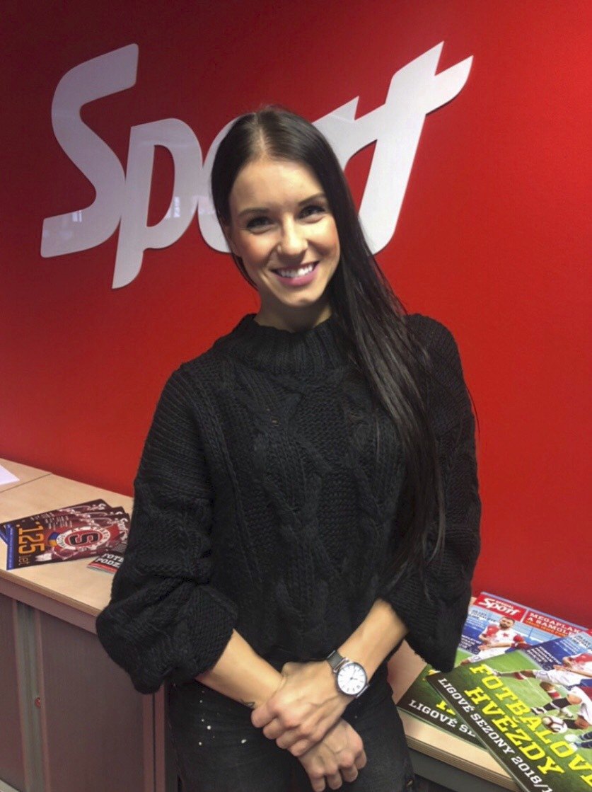 Reportérka iSport TV Simona Kubišová.